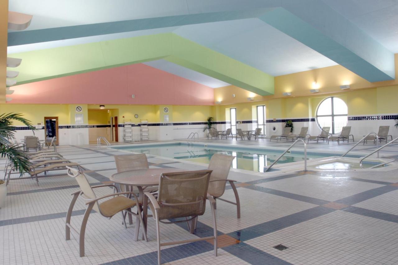 Holiday Inn Express & Suites Springfield By Ihg Exterior photo